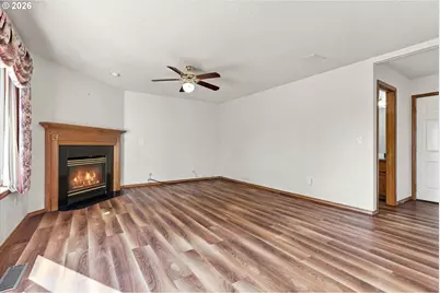 2880 SW Burlingame Ave, Troutdale, OR 97060 - Photo 11