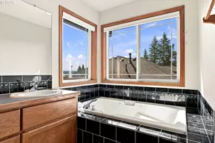 2880 SW Burlingame Ave, Troutdale, OR 97060 - Photo 25