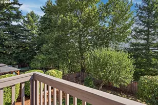 2880 SW Burlingame Ave, Troutdale, OR 97060 - Photo 23