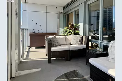 1310 NW Naito Pkwy #509, Portland, OR 97209 - Photo 23