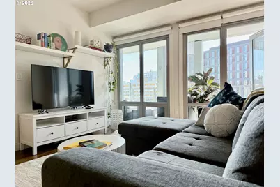 1310 NW Naito Pkwy #509, Portland, OR 97209 - Photo 5