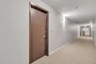 4460 SW Scholls Ferry Rd, Portland, OR 97225 - Photo 3