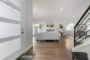 16492 SE Silver Creek Falls Dr, Happy Valley, OR 97086 - Photo 3