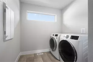 16492 SE Silver Creek Falls Dr, Happy Valley, OR 97086 - Photo 31