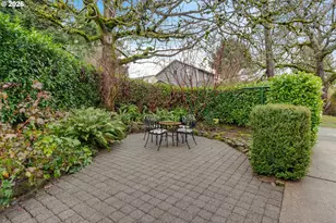 2525 SW Hume Ct, Portland, OR 97219 - Photo 29