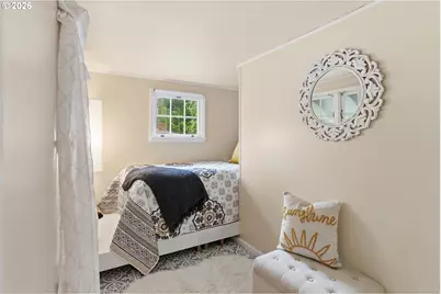 2525 SW Hume Ct, Portland, OR 97219 - Photo 19