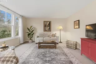 2525 SW Hume Ct, Portland, OR 97219 - Photo 7