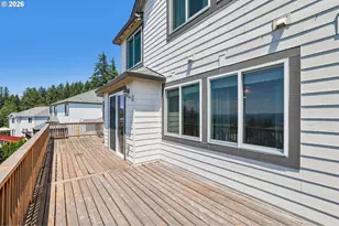 10996 SE Lenore St, Happy Valley, OR 97086 - Photo 35