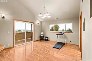 747 Holbrook Ln, Creswell, OR 97426 - Photo 37