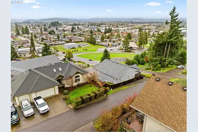 747 Holbrook Ln, Creswell, OR 97426 - Photo 45