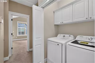 343 NE Bryant St, Portland, OR 97211 - Photo 17