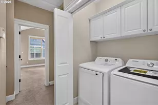 343 NE Bryant St, Portland, OR 97211 - Photo 17