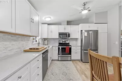 226 S Oak Rd, Tygh Valley, OR 97063 - Photo 13