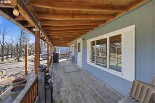 226 S Oak Rd, Tygh Valley, OR 97063 - Photo 9