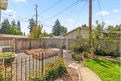 1985 Myers Rd, Eugene, OR 97401 - Photo 35