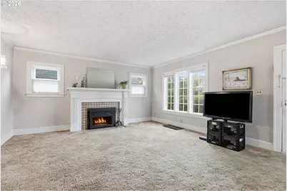 1915 SE 21st Ave, Portland, OR 97214 - Photo 7