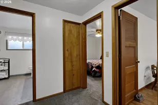 441 N Craven St, Monmouth, OR 97361 - Photo 21