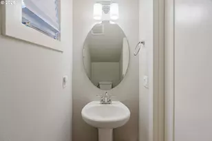 3937 SE Cousteau Dr, Salem, OR 97302 - Photo 9