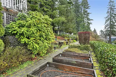 3009 SW Dickinson St, Portland, OR 97219 - Photo 31