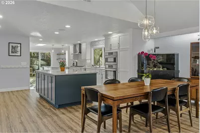 8750 SW Bridletrail Ave, Beaverton, OR 97008 - Photo 9