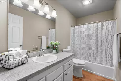 10178 SE Talbert St, Clackamas, OR 97015 - Photo 13