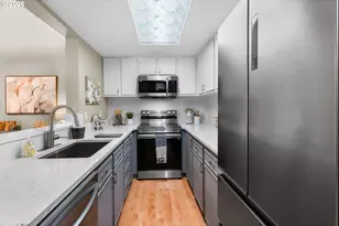 10178 SE Talbert St, Clackamas, OR 97015 - Photo 9