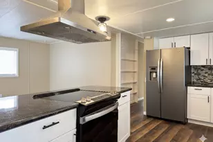 11668 SW Royal Villa Dr, Portland, OR 97224 - Photo 9