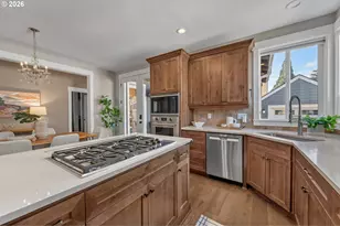 2130 SE Lambert St, Portland, OR 97202 - Photo 13