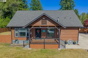 1100 N Juniper St, Coquille, OR 97423 - Photo 3