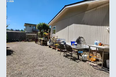 710 Clearlake Ave, Winchester Bay, OR 97467 - Photo 7