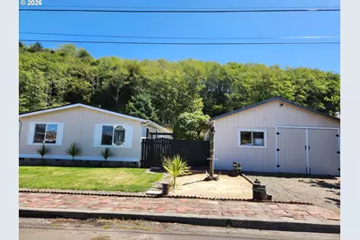 710 Clearlake Ave, Winchester Bay, OR 97467 - Photo 3