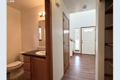 1022 SW 2nd Way, Troutdale, OR 97060 - Photo 5