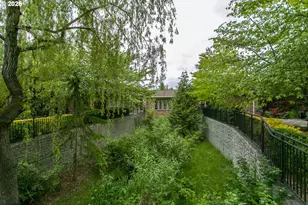 1231 NE Horizon Loop, Hillsboro, OR 97124 - Photo 29