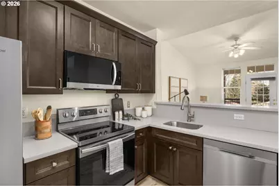 1231 NE Horizon Loop #208, Hillsboro, OR 97124 - Photo 13