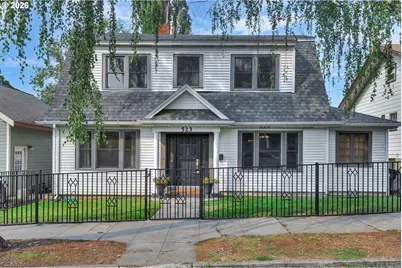 523 E 9th St, The Dalles, OR 97058 - Photo 1