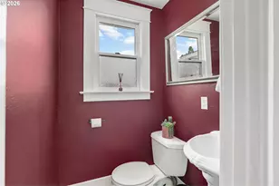 523 E 9th St, The Dalles, OR 97058 - Photo 17