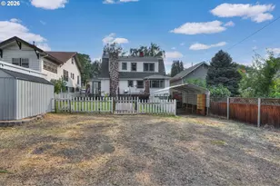 523 E 9th St, The Dalles, OR 97058 - Photo 41