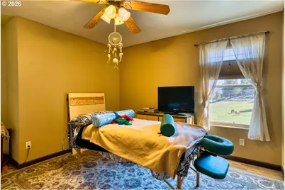 26008 Adam Rd, Canyon City, OR 97820 - Photo 21
