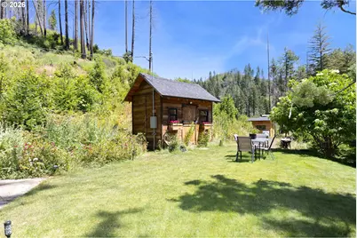 28664 N Umpqua Hwy, Idleyld Park, OR 97447 - Photo 33