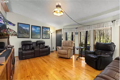 28664 N Umpqua Hwy, Idleyld Park, OR 97447 - Photo 23