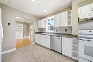 3083 Pine St, Longview, WA 98632 - Photo 13