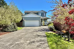 990 Bridge View Ct, Astoria, OR 97103 - Photo 1