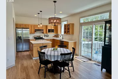 990 Bridge View Ct, Astoria, OR 97103 - Photo 7