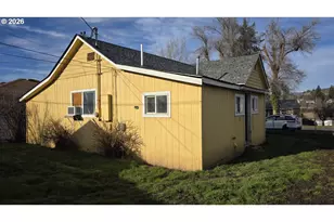 220 NW 2nd St, Goldendale, WA 98620 - Photo 3