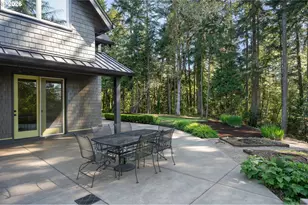 2029 Why Worry Ln, Eugene, OR 97405 - Photo 5