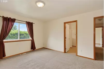 2912 Eugene St, Hood River, OR 97031 - Photo 17