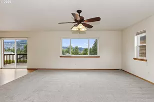 2912 Eugene St, Hood River, OR 97031 - Photo 7