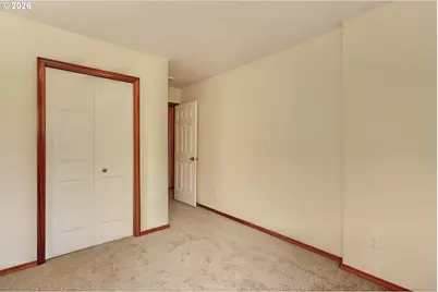 2912 Eugene St, Hood River, OR 97031 - Photo 25