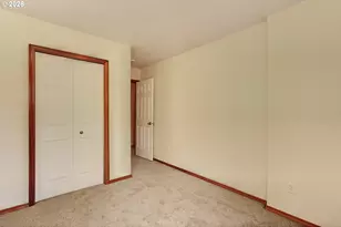2912 Eugene St, Hood River, OR 97031 - Photo 25
