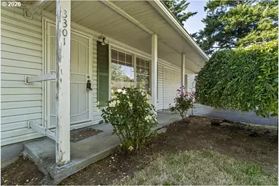 3301 SE 175th Pl, Portland, OR 97236 - Photo 5